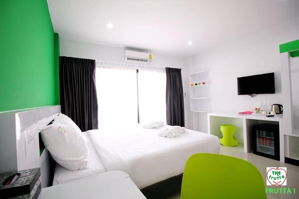 The Frutta Boutique Hotel Patong Buitenkant foto