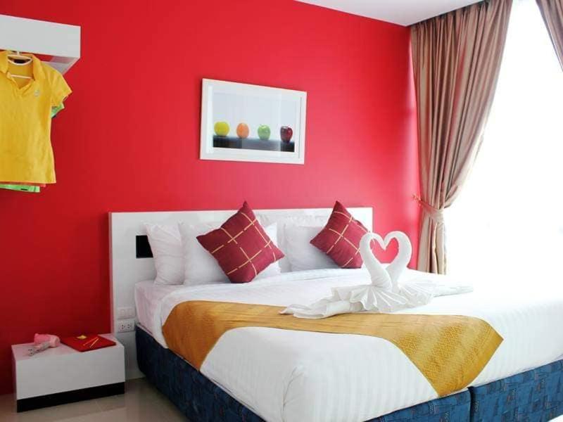 The Frutta Boutique Hotel Patong Buitenkant foto