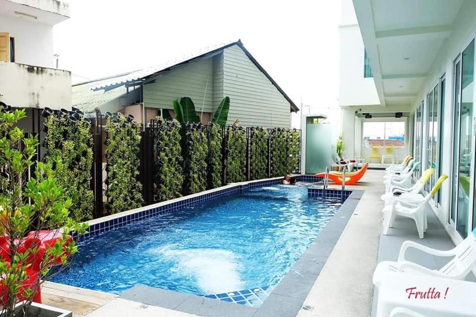 The Frutta Boutique Hotel Patong Buitenkant foto