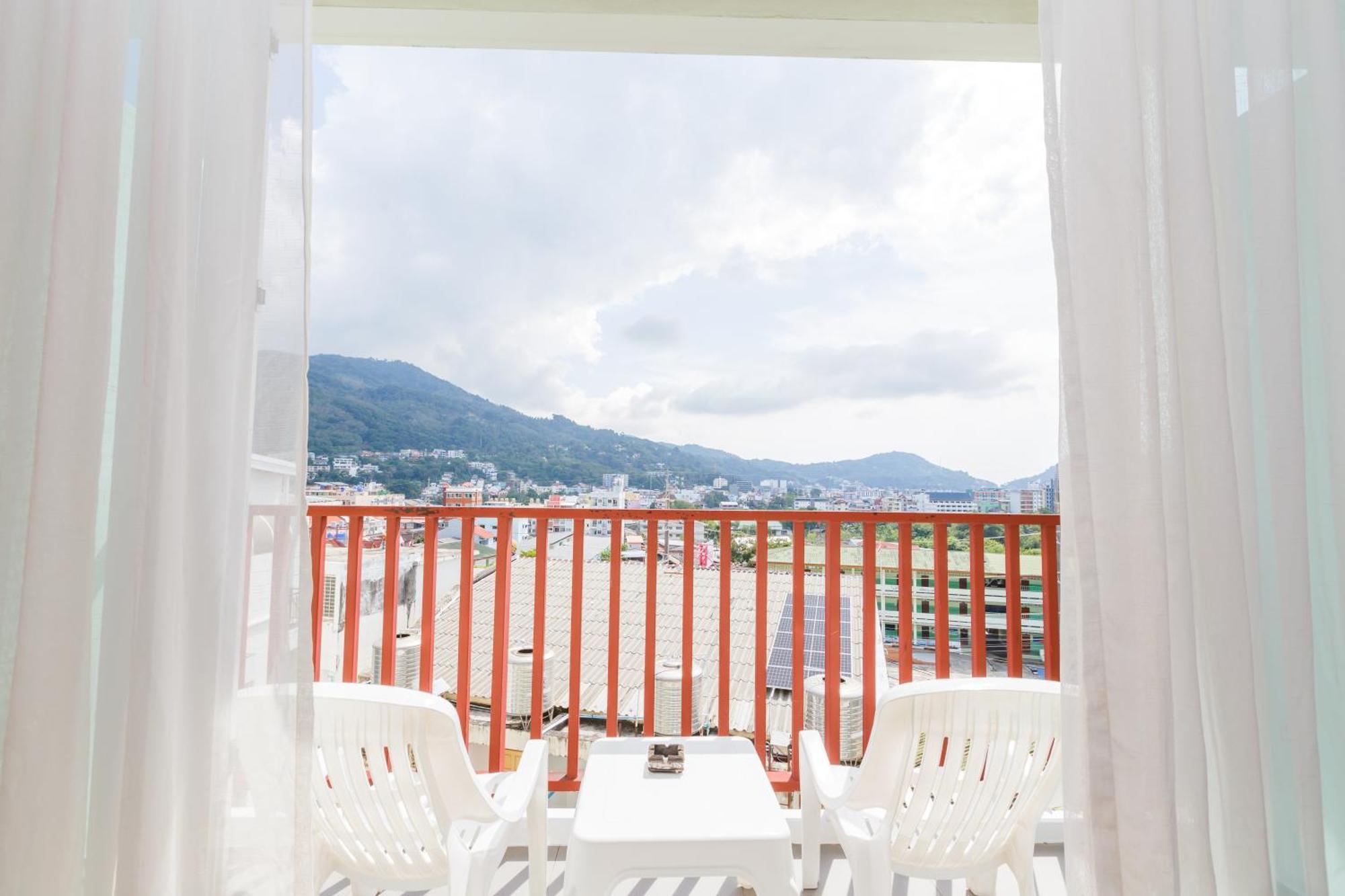 The Frutta Boutique Hotel Patong Buitenkant foto