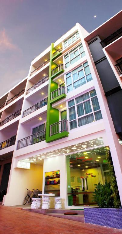 The Frutta Boutique Hotel Patong Buitenkant foto