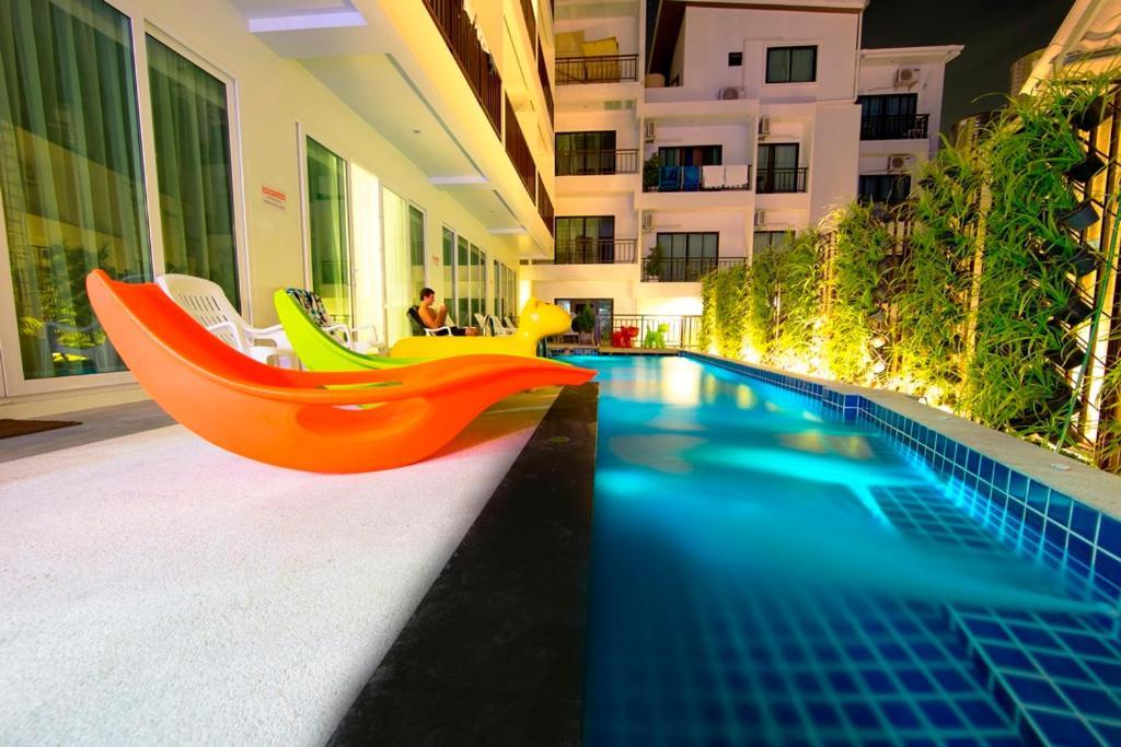 The Frutta Boutique Hotel Patong Buitenkant foto